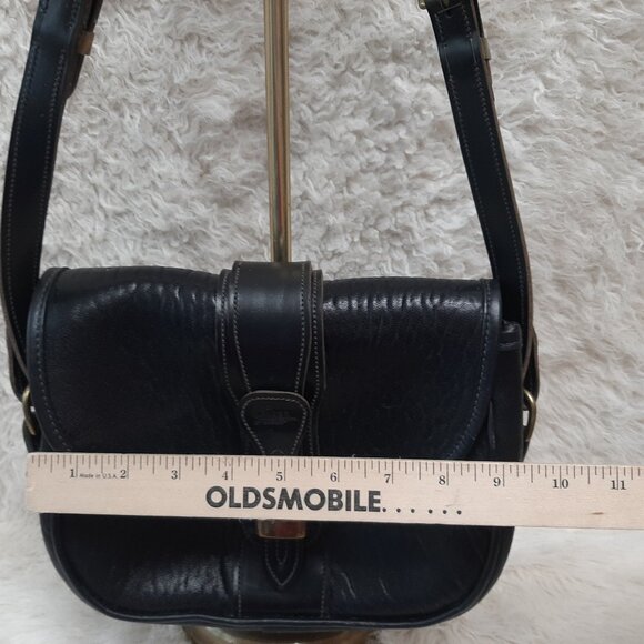 Vintage Bag by Calder of Canada Black Pebbled Leather Shoulder Bag w/ Solid Bras - Picture 5 of 11